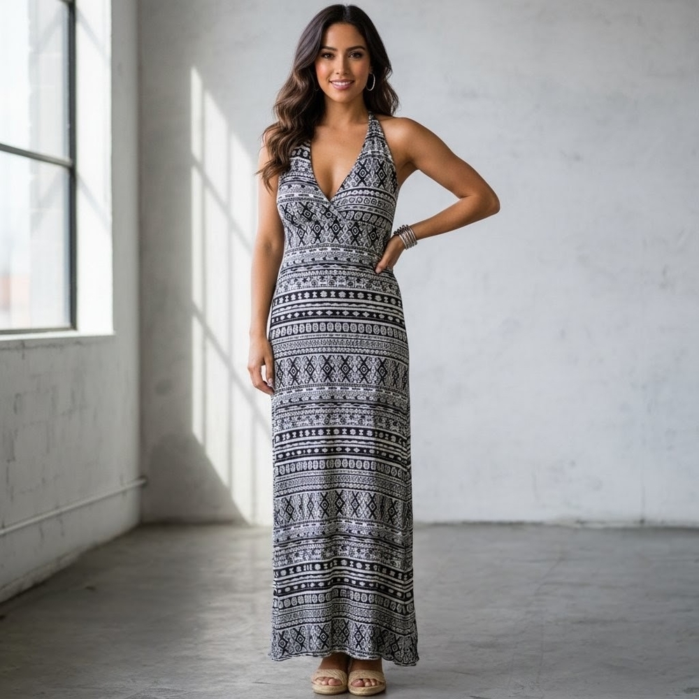 Halter Tie Up Geo Print Maxi Fits Like S/M
